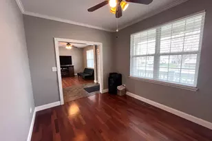 2409 Geneva Ln, Montgomery, IL 60538 - Photo 6