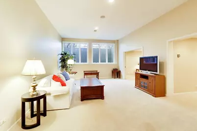 107 Briarwood Lane, Oak Brook, IL 60523 - Photo 28