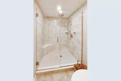 107 Briarwood Lane, Oak Brook, IL 60523 - Photo 40