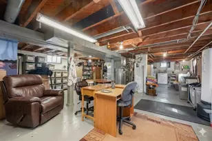 227 N Elmwood Ave, Waukegan, IL 60085 - Photo 16