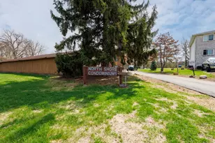 1010 Arlene Ct, Bloomington, IL 61701 - Photo 2