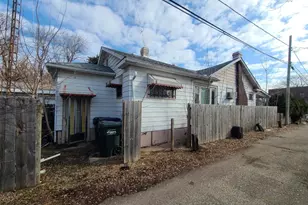 1834 Victoria Ave, North Chicago, IL 60064 - Photo 2