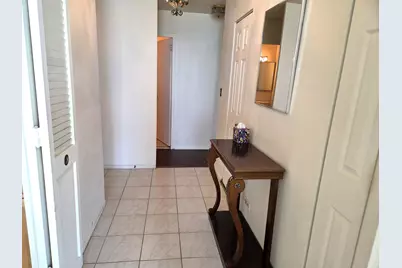 5701 N Sheridan Road #30T, Chicago, IL 60660 - Photo 2