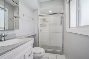 621 Echo Ln, Glenview, IL 60025 - Photo 10
