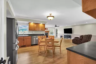 3629 Tuttle St, Danville, IL 61832 - Photo 6