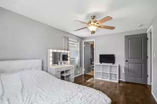 230 Millford Ln, Bloomingdale, IL 60108 - Photo 16