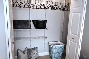 450 W Briar Pl, Chicago, IL 60657 - Photo 16