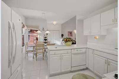 205 Faith Court, Bloomingdale, IL 60108 - Photo 12