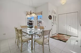 205 Faith Ct, Bloomingdale, IL 60108 - Photo 2