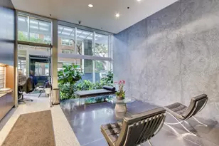 550 N St Clair St, Chicago, IL 60611 - Photo 4