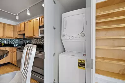 211 E Ohio Street #2106, Chicago, IL 60611 - Photo 14