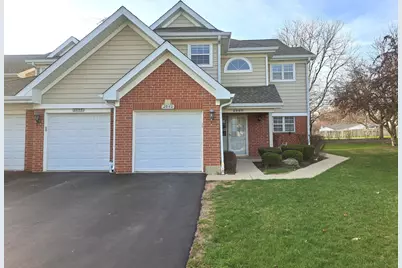 2940 Heatherwood Drive #2940, Schaumburg, IL 60194 - Photo 1