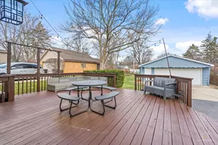 735 S Princeton Ave, Villa Park, IL 60181 - Photo 18
