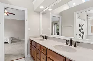 2321 Courtland Ct, Aurora, IL 60502 - Photo 24