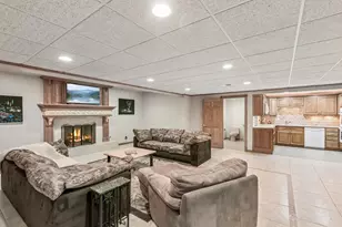 25246 N Abbey Glenn Dr, Hawthorn Woods, IL 60047 - Photo 42