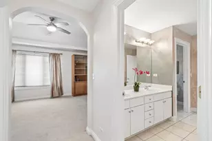 25246 N Abbey Glenn Dr, Hawthorn Woods, IL 60047 - Photo 36