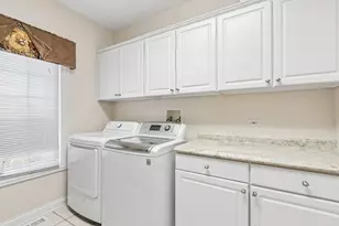 25246 N Abbey Glenn Dr, Hawthorn Woods, IL 60047 - Photo 24