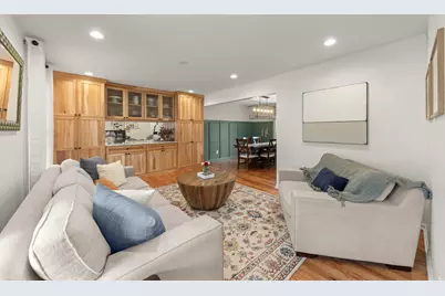 1552 Independence Court, Saint Charles, IL 60174 - Photo 4