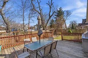 10033 Montrose Ave, Schiller Park, IL 60176 - Photo 20