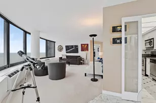 155 N Harbor Dr, Chicago, IL 60601 - Photo 6