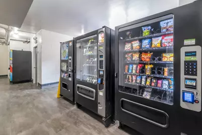 2909 N Sheridan Road #1703, Chicago, IL 60657 - Photo 18