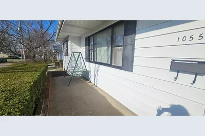 1055 Kenmore Avenue, Aurora, IL 60505 - Photo 2