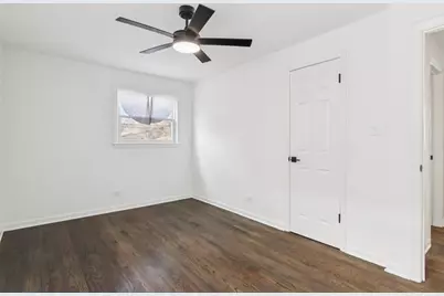 8630 S Indiana Avenue, Chicago, IL 60619 - Photo 18