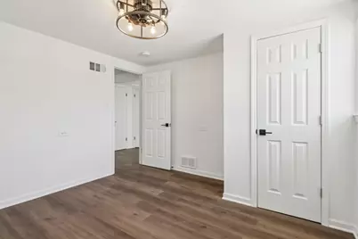 8630 S Indiana Avenue, Chicago, IL 60619 - Photo 26