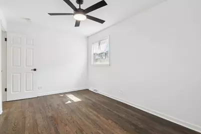 8630 S Indiana Avenue, Chicago, IL 60619 - Photo 16