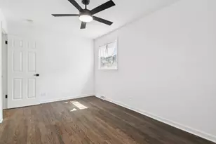 8630 S Indiana Ave, Chicago, IL 60619 - Photo 16