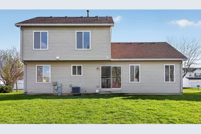 608 Hemmingsen Street, Plano, IL 60545 - Photo 2