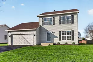 608 Hemmingsen St, Plano, IL 60545 - Photo 1