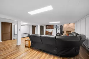 23 S Wildwood Dr, Prospect Heights, IL 60070 - Photo 16