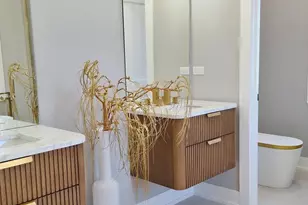 7301 N Oriole Ave, Chicago, IL 60631 - Photo 12