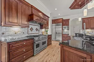 27 W Onwentsia Rd, Lake Forest, IL 60045 - Photo 20