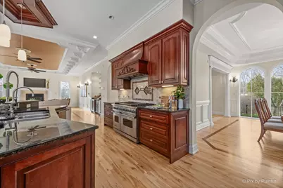 27 W Onwentsia Road, Lake Forest, IL 60045 - Photo 18