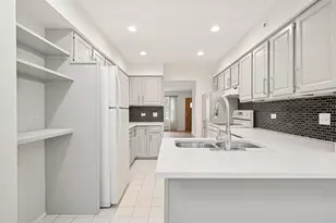 [Address not provided], Barrington, IL 60010 - Photo 4