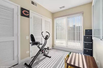 1240 W Cottage Place, Chicago, IL 60607 - Photo 16