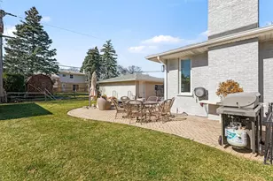 1515 E Oakton St, Arlington Heights, IL 60004 - Photo 24