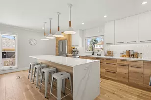 1515 E Oakton St, Arlington Heights, IL 60004 - Photo 4