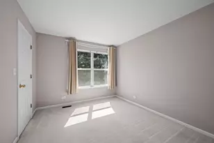 1165 Windham Ln, Elk Grove Village, IL 60007 - Photo 14