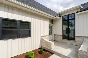 212 Allison Rd, Lexington, IL 61753 - Photo 2