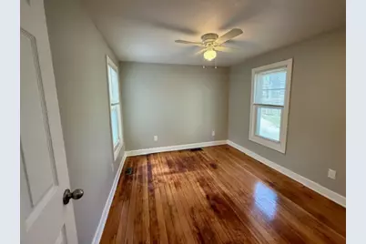 609 1st Street #1, Libertyville, IL 60048 - Photo 18