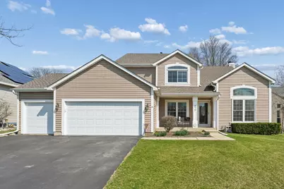 829 Renaissance Drive, Carol Stream, IL 60188 - Photo 1