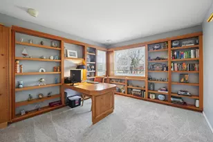 829 Renaissance Dr, Carol Stream, IL 60188 - Photo 16