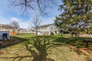238 Nantucket Harbor, Schaumburg, IL 60193 - Photo 14