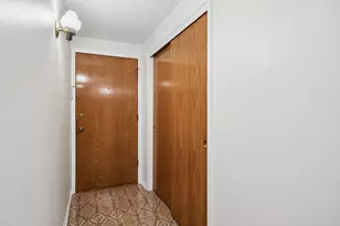 7110 W Cullom Ave, Norridge, IL 60706 - Photo 16