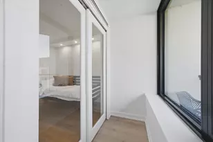 1560 N Sandburg Terrace, Chicago, IL 60610 - Photo 20