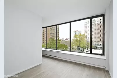 5455 N Sheridan Road #509, Chicago, IL 60640 - Photo 4