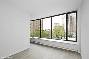 5455 N Sheridan Rd, Chicago, IL 60640 - Photo 4